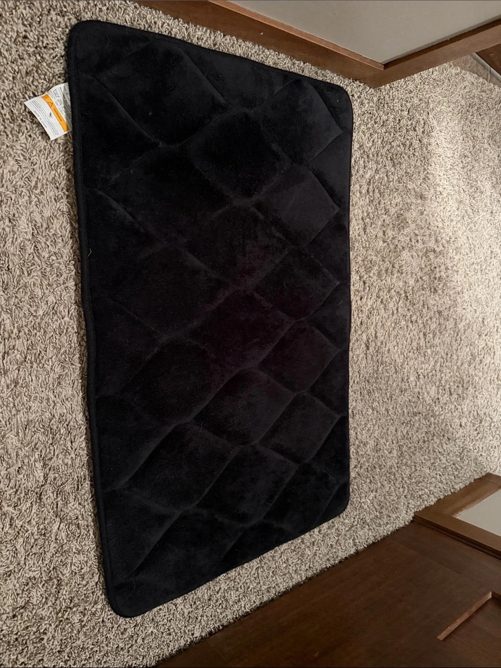 Plush Black Quilted Memory Foam Bath Mat